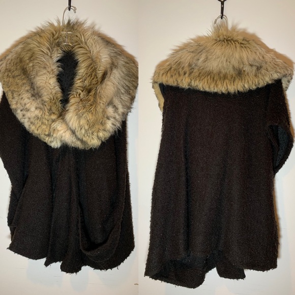 Melissa McCarthy Seven7 Jackets & Blazers - Seven Melissa McCarthy faux fur winter cape 2X